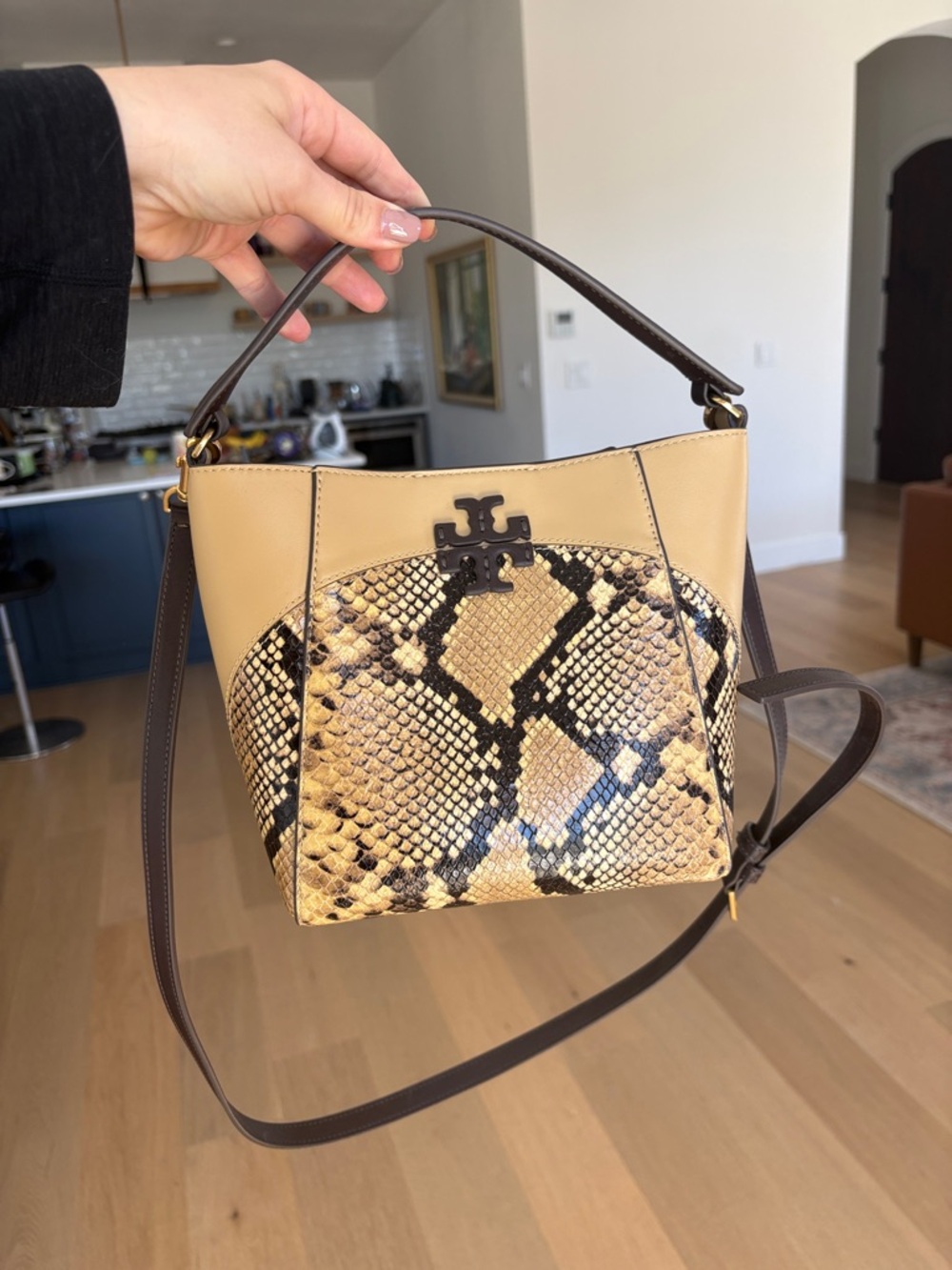 Tory Burch Tan and Brown Snake-Print Leather Shoulder Bag